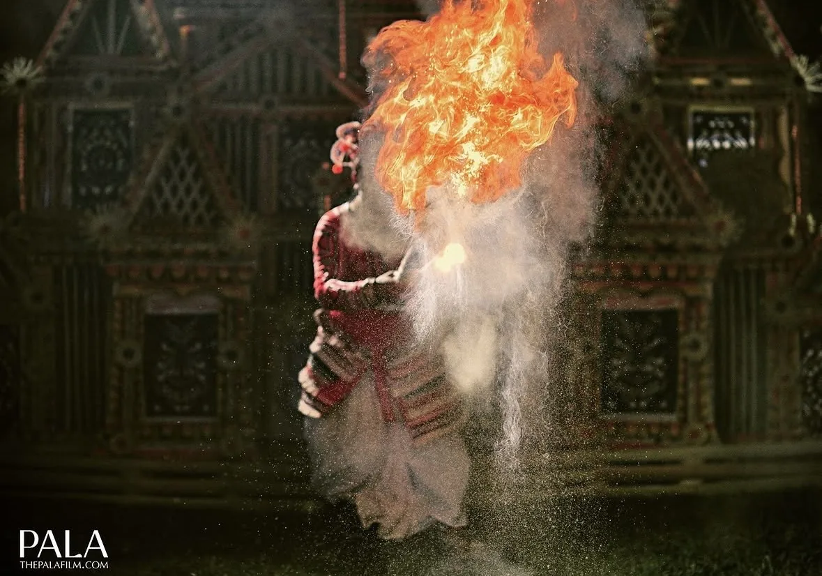 A night scene in Mederipitiya from the film Pala